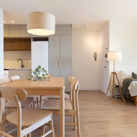 Apartment Lets Holidays Front In Mar, Pine *