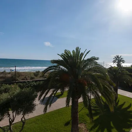 Apartment Lets Holidays Front In Mar, Pine *